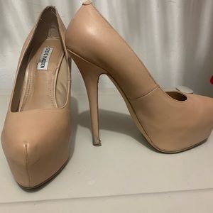 Steve Madden Pumps